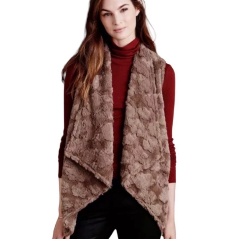 Anthropologie elevenses Tan Faux Fur Vest